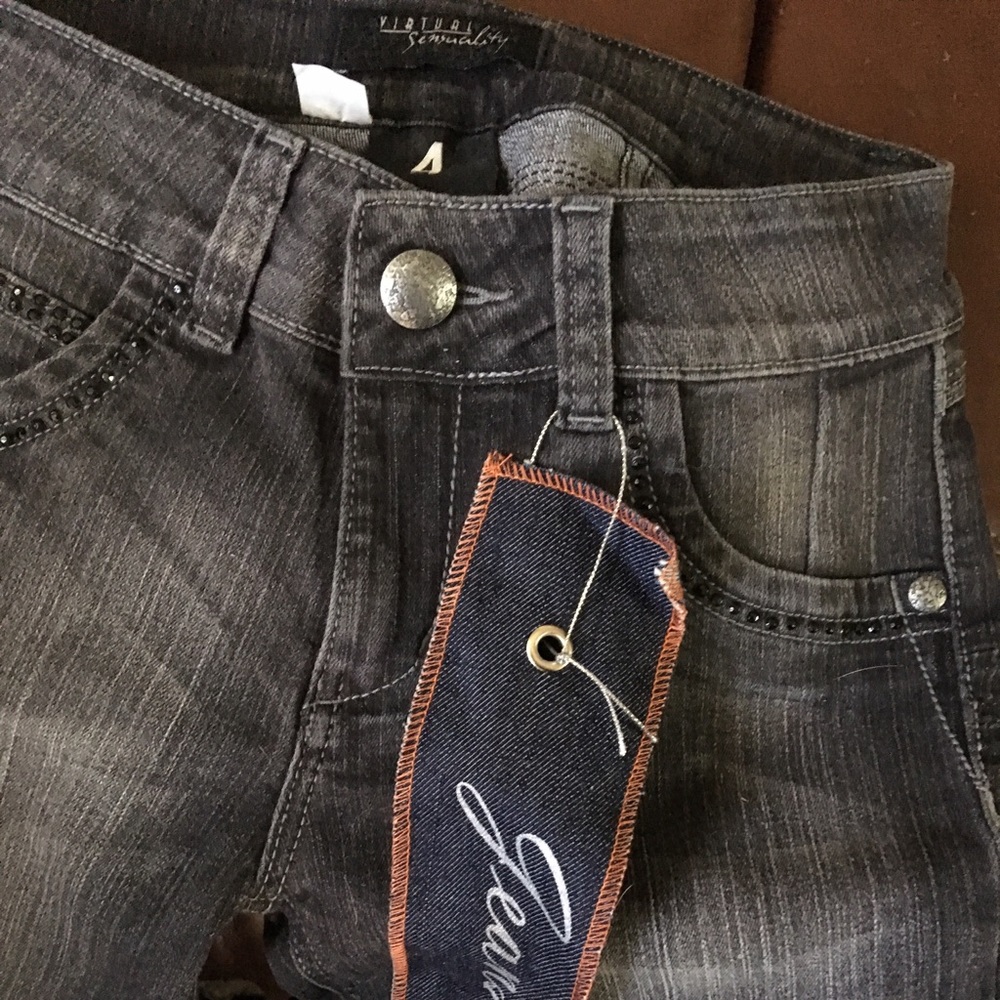 BNWT Virtual Sensuality Yoko jeans sz 4 COLOMBIAN